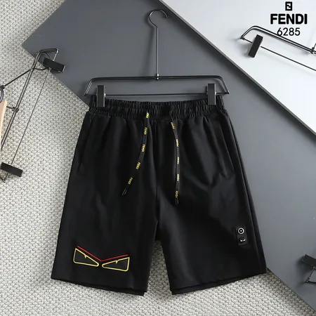 フェンディ ショートパンツ