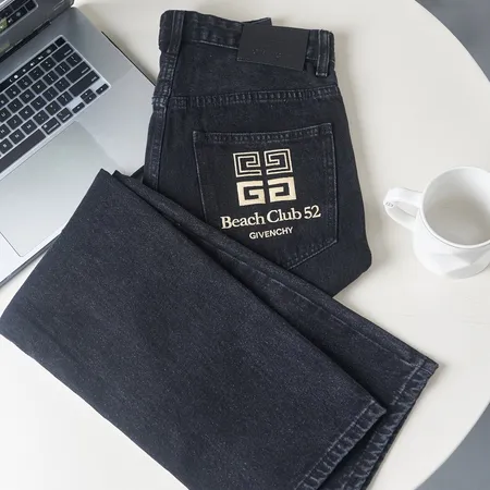 ジバンシィ ジーンズ