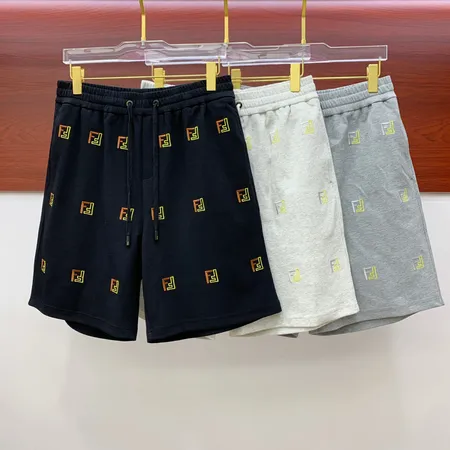 フェンディ ショートパンツ