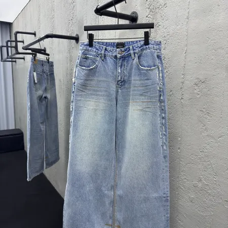 バレンシアガ ジーンズ