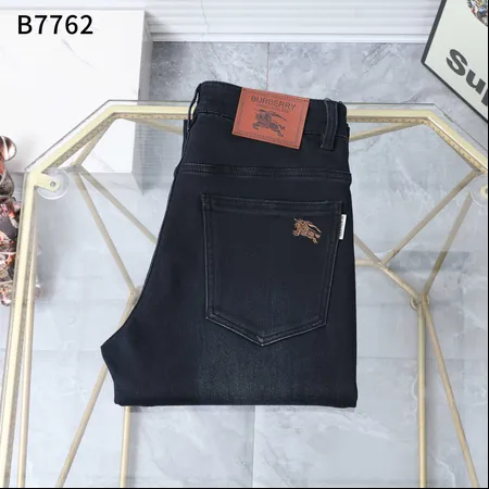 バーバリー ス ジーンズ