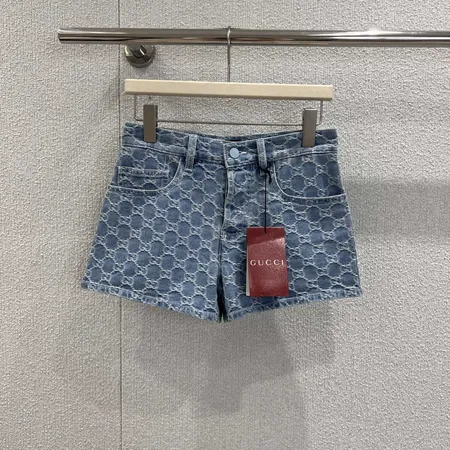 グッチ ショートパンツ