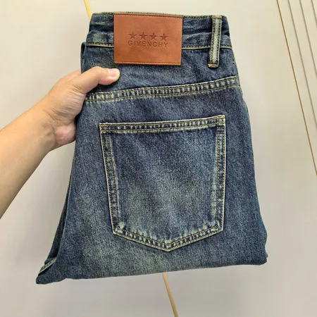 ジバンシィ ジーンズ