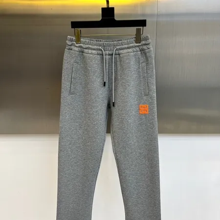 ジバンシィ カジュアルパンツ