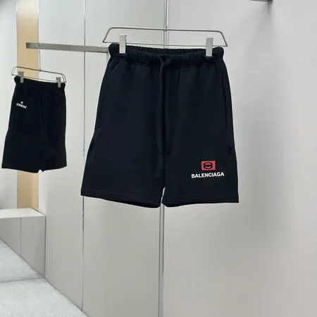 バレンシアガ ショートパンツ
