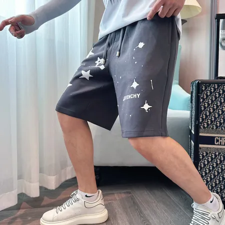 バレンシアガ ショートパンツ