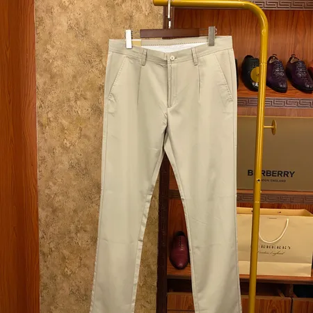 バーバリー ス カジュアルパンツ