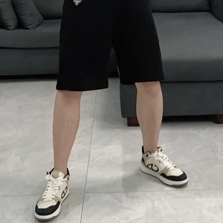 プラダ ショートパンツ