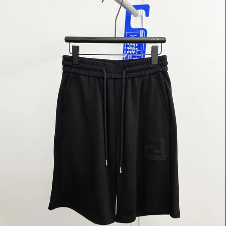 フェンディ ショートパンツ