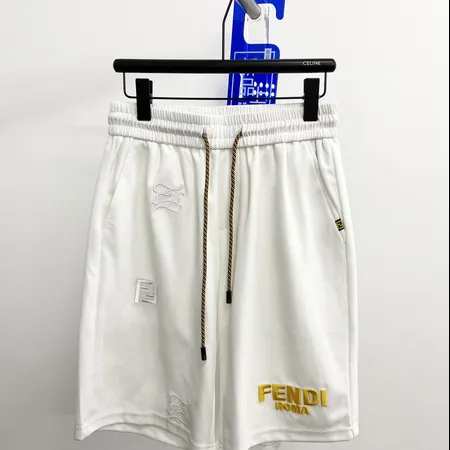 フェンディ ショートパンツ