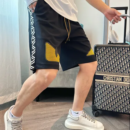 フェンディ ショートパンツ