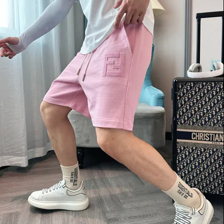 フェンディ ショートパンツ