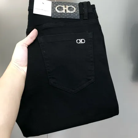 フェラガモ ジーンズ