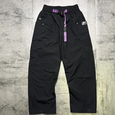 ナイキ カジュアルパンツ