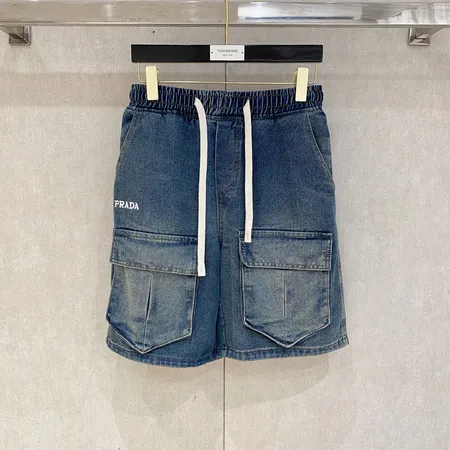 プラダ ショートパンツ