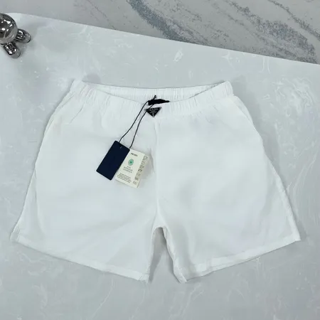 プラダ ショートパンツ