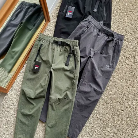 フィラ カジュアルパンツ