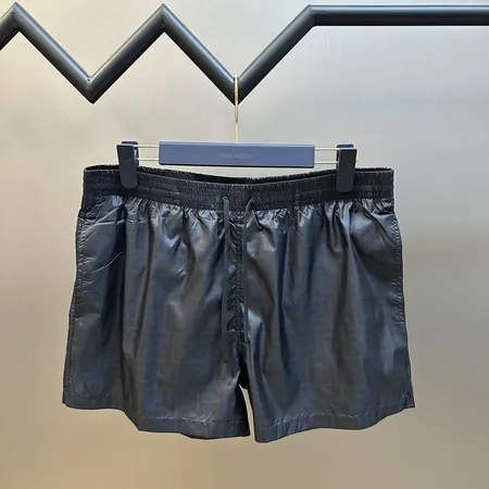 フェンディ ショートパンツ