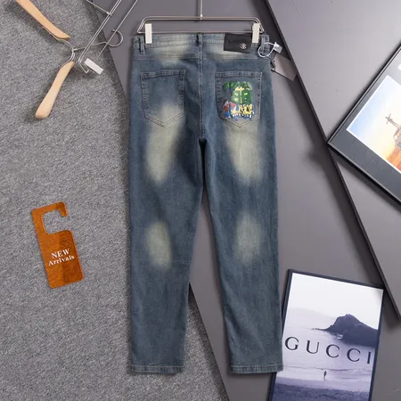 バレンシアガ ジーンズ