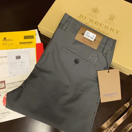 バーバリー ス カジュアルパンツ