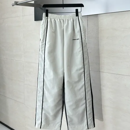 バレンシアガ カジュアルパンツ