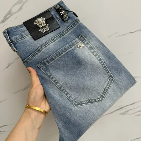 ヴェルサーチ ジーンズ