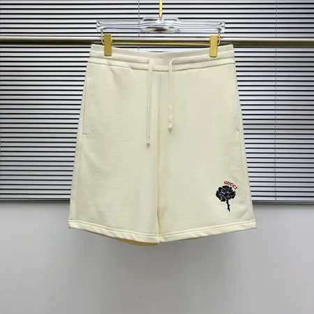 グッチ ショートパンツ