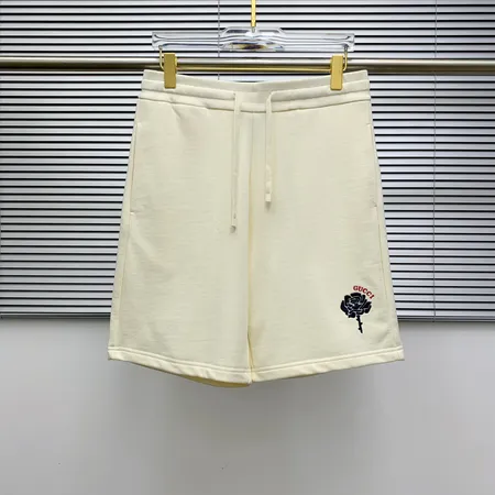 グッチ ショートパンツ