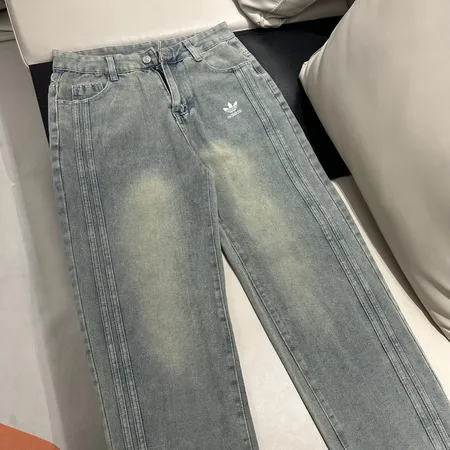 アディダス ジーンズ