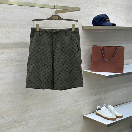 グッチ ショートパンツ