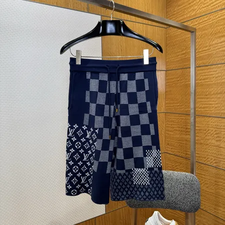 ルイヴィトン ショートパンツ