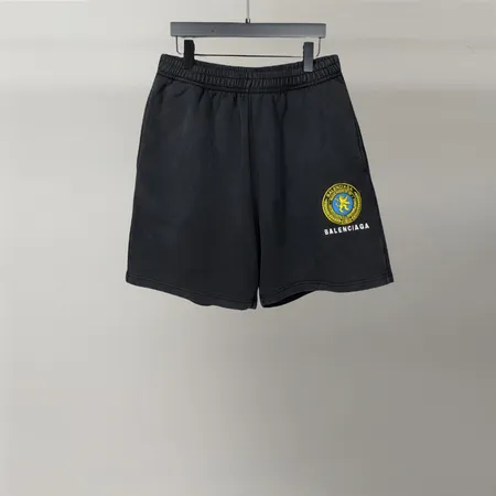 セリーヌ ショートパンツ