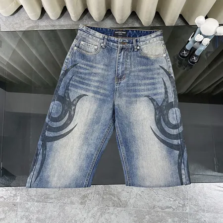 バレンシアガ ジーンズ