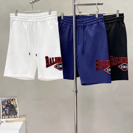 バレンシアガ ショートパンツ