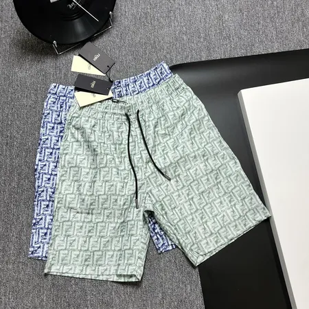 フェンディ ショートパンツ