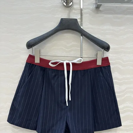 ステューシー ショートパンツ