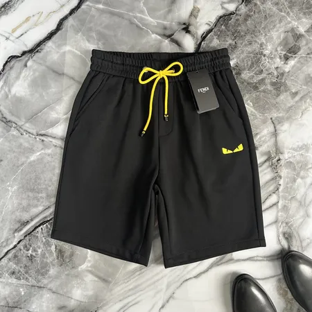 フェンディ ショートパンツ