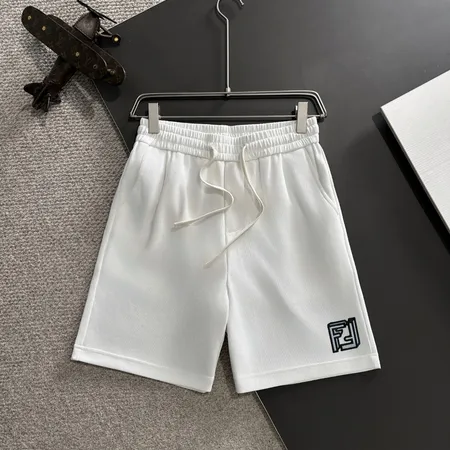 フェンディ ショートパンツ