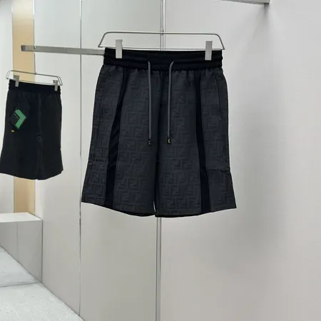 フェンディ ショートパンツ