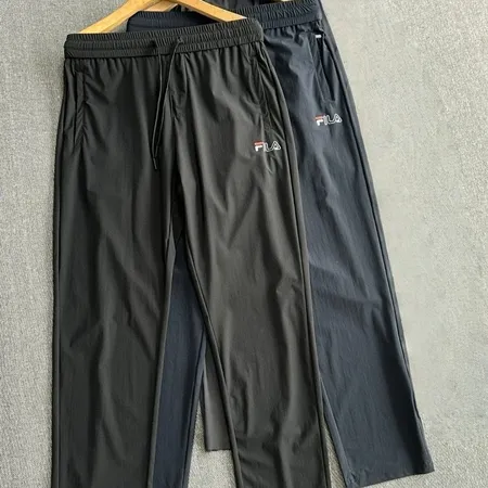 フィラ カジュアルパンツ