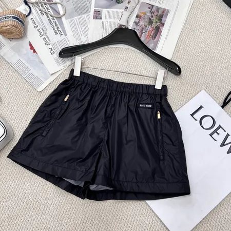 ステューシー ショートパンツ