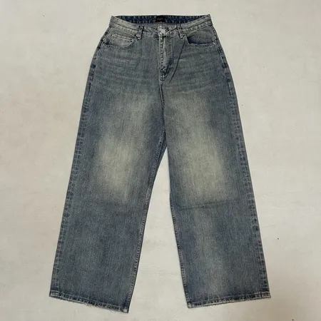 バレンシアガ ジーンズ