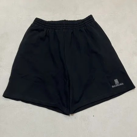バレンシアガ ショートパンツ