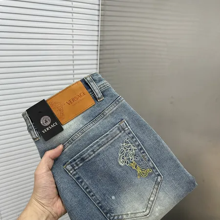 ヴェルサーチ ジーンズ