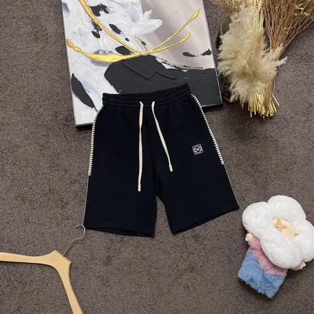 ロエベ ショートパンツ