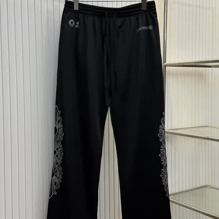 クロムハーツ カジュアルパンツ