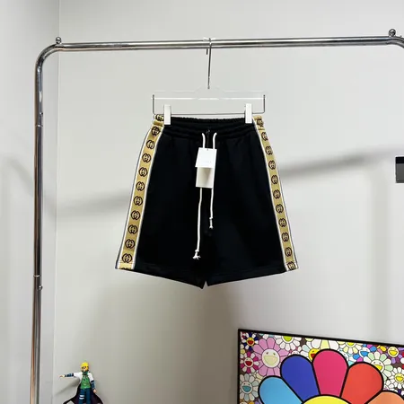 グッチ ショートパンツ
