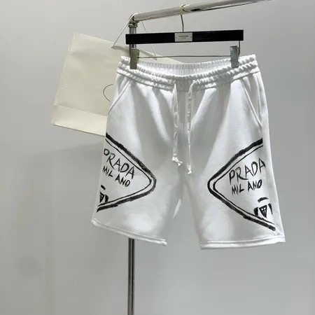 プラダ ショートパンツ