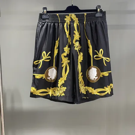 ヴェルサーチ ショートパンツ