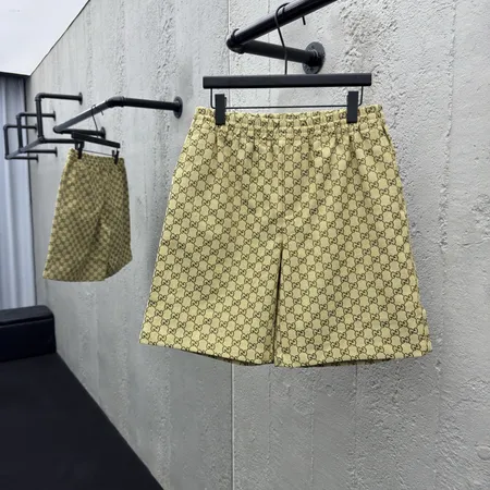 グッチ ショートパンツ
